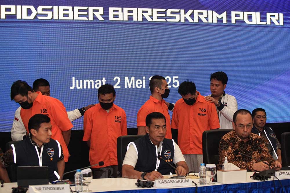 Bareskrim Polri Buru 3 DPO Kasus Judi Online H55 Hiwin