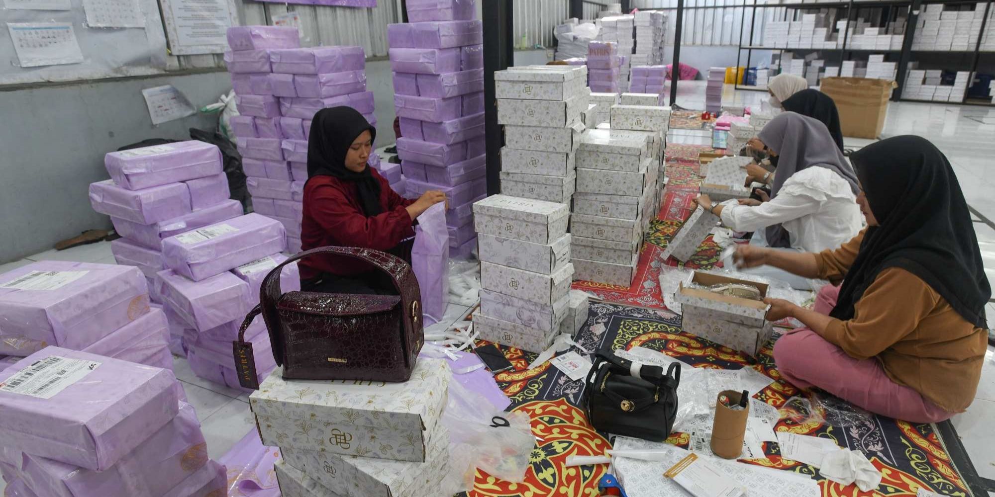 Pendapatan UMKM Dikeluhkan Anjlok Imbas Daya Beli Masyarakat Turun
