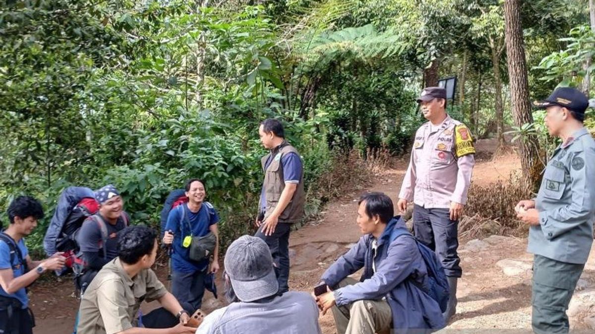 Tertangkap Basah, 2.658 Pendaki Ilegal Gunung Gede Pangrango, Didenda 5 Kali Lipat