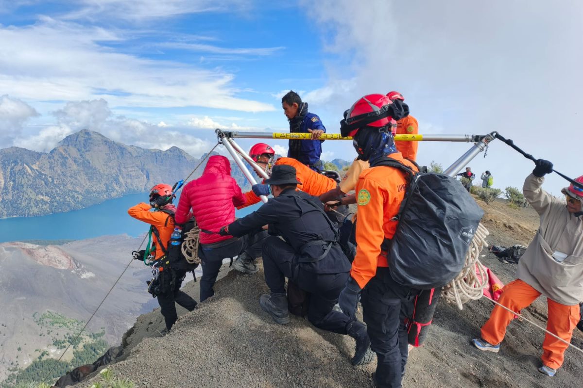 WNA Brasil yang Jatuh di Gunung Rinjani Meninggal Dunia